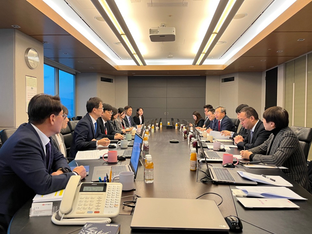 2023年12月19日至21日，刘敬桢一行与韩美药品社长林珠贤、CEO朴宰贤等进行座谈交流.jpg
